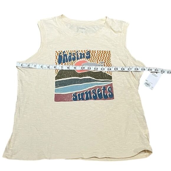 Sonoma Women’s Chasing Sunsets Cream Graphic T-Shirt, Size M, NWT - Picture 3 of 6